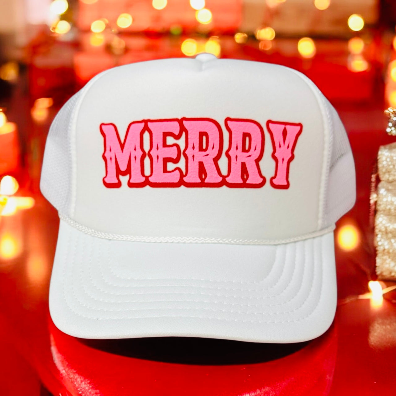 MERRY (pk/red double puff) - White Trucker