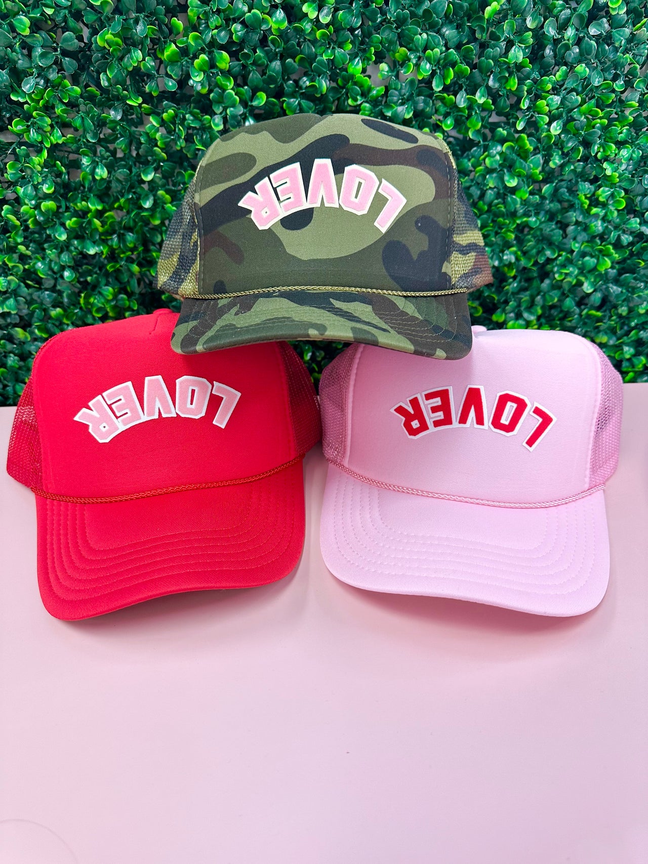 LOVER (light pink/white velvet) - Red Trucker