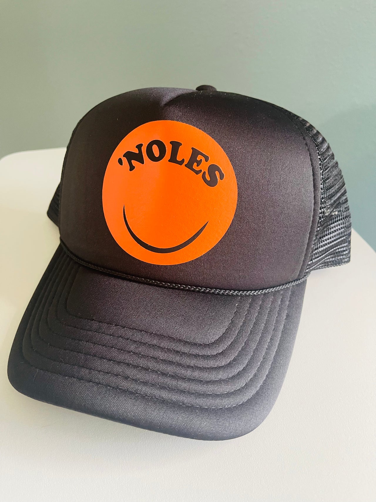 Noles Smiley Trucker